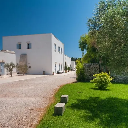 Masseria Montelauro 4* אוטרנטו
