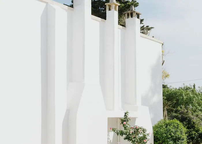 Hotell Masseria Montelauro 4*